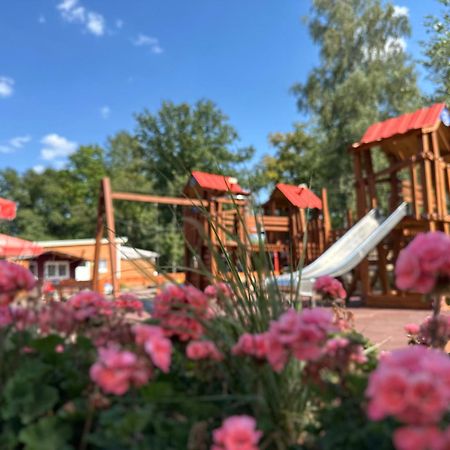 Ferien-& Erlebnispark Ploetzky Schönebeck Εξωτερικό φωτογραφία